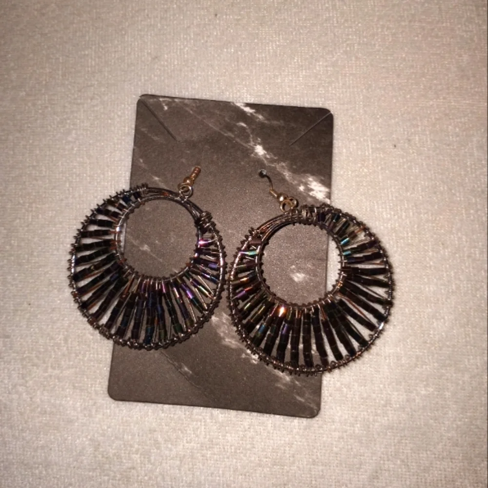 Multi-colored beaded dangle earrings